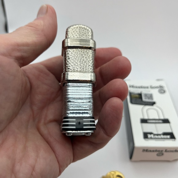 7-HTT New Commercial Masterlock 37KABLK Key:0340 - Picture 5 of 8